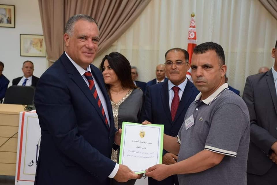 Tunisie: Kairouan : Remise de contrats de location de terres agricoles domaniales