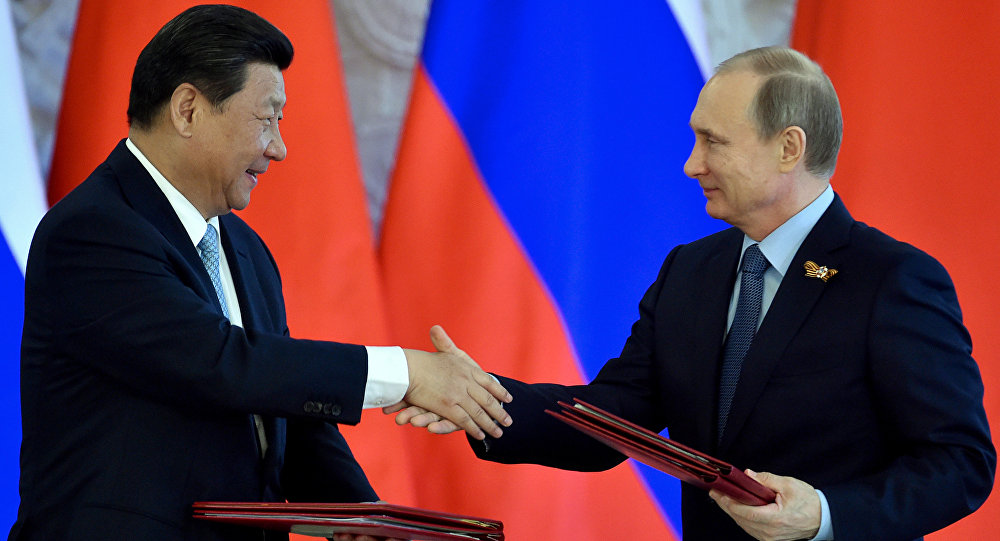 La Russie et la Chine mettent le processus de la dédollarisation en marche