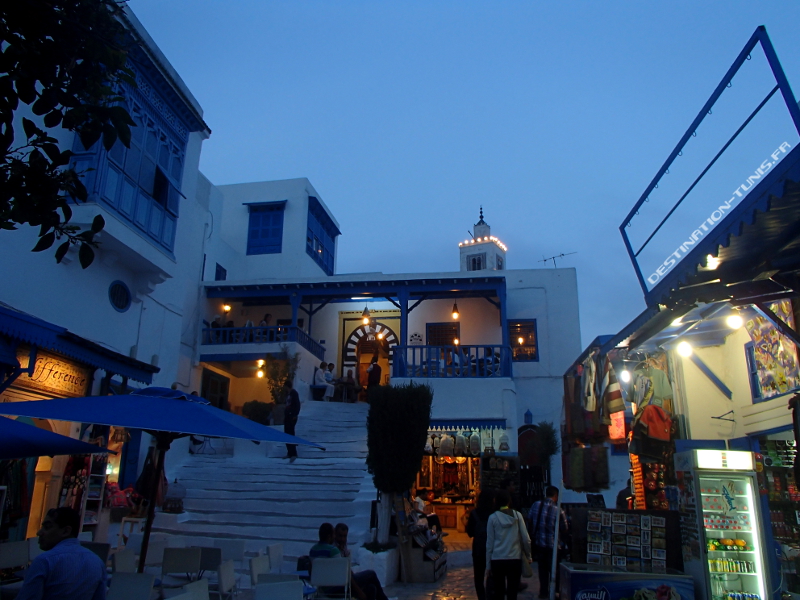 Tunisie : A partir de demain, fermeture des bains maures et des vestiaires des salles de sport à Sidi Bou Saïd