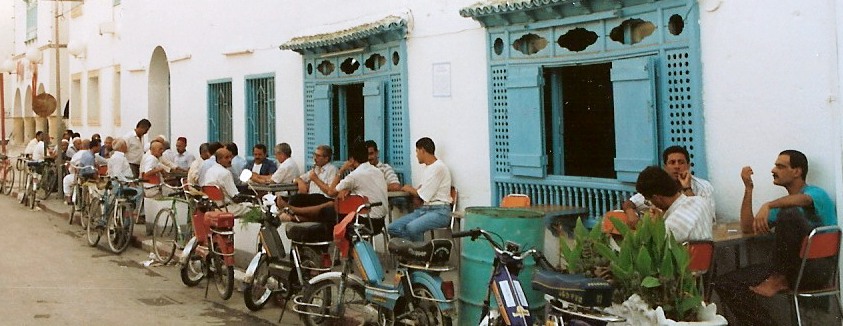 Tunisie – Covid : La mairie de Kairouan prend des mesures concernant les cafés et salons de thé