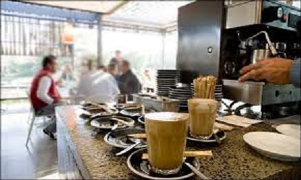 Tunisie: Fermeture d’un café à Béja fréquenté par une personne infectée par le Coronavirus