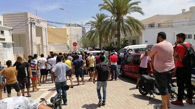 Tunisie: Les cafetiers et restaurateurs de Gabès rejettent la décision d’interdiction de s’attabler dans leurs établissements