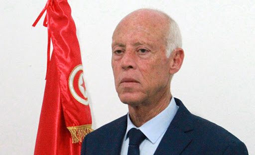 Tunisie: Kaïs Saïed signe la loi de recrutement dans le secteur public