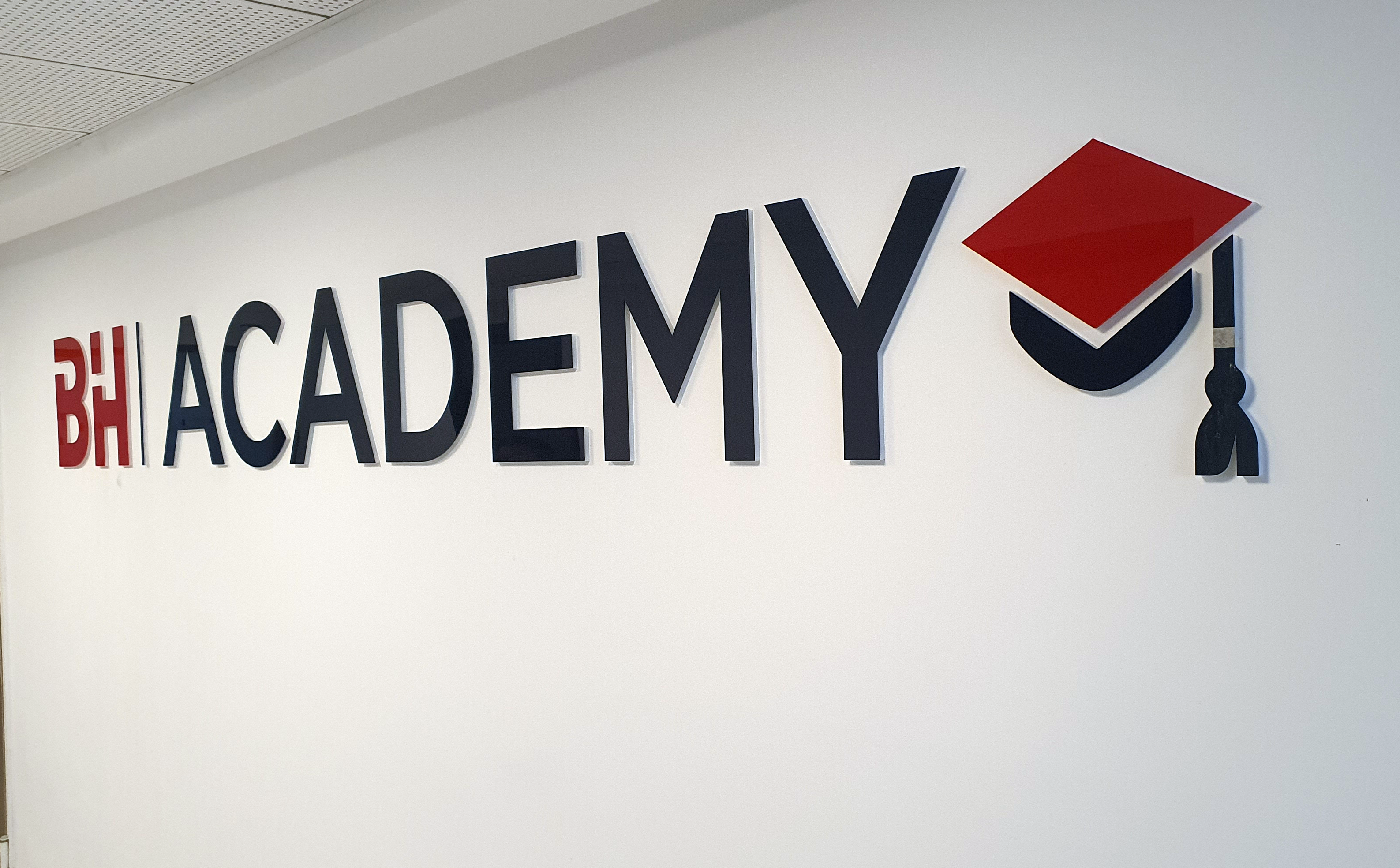 LA BH BANK lance son Centre de Développement des Compétences « BH Academy »;  Un acquis et des ambitions.