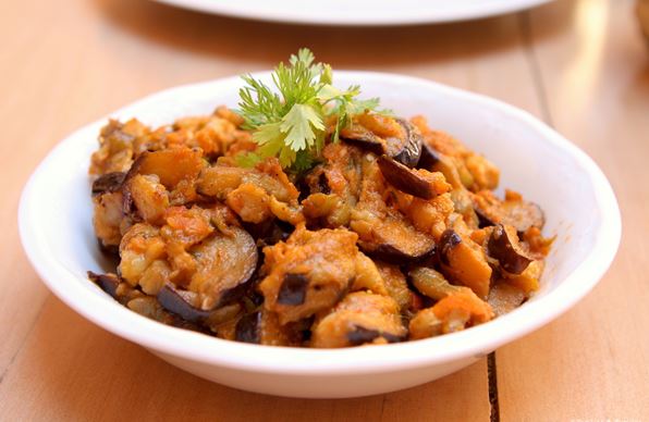 Recette : Salade d’aubergine (Zaalouk Marocain )