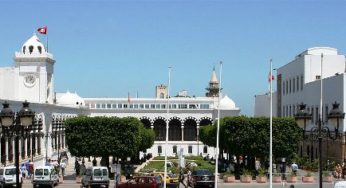 Tunisie – Hichem Mechichi s’entretient avec Nabil Karoui et Anouar Maârouf