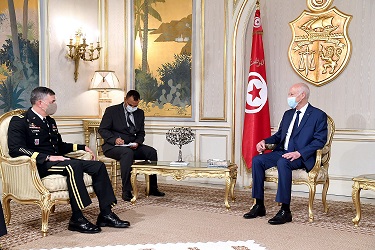 Tunisie: Kaïs Saïed discute coopération militaire avec le commandant de l’AFRICOM