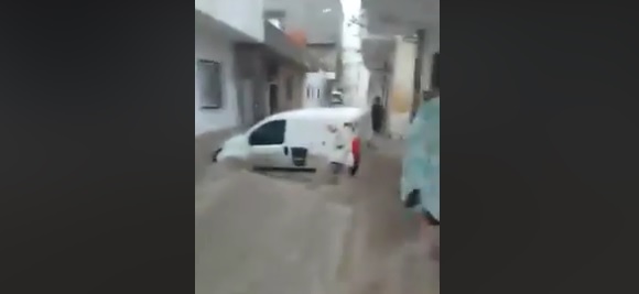 Tunisie – VIDEO : Inondations : Situation critique dans la ville côtière de Sayada