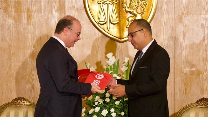 Tunisie : Aujourd’hui, cérémonie de passation de pouvoir entre Fakhfekh et Mechichi