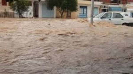 Tunisie: Des inondations du Oued Zeroud interrompent le trafic entre Al Alaa et Hajeb Laâyoune à Kairouan