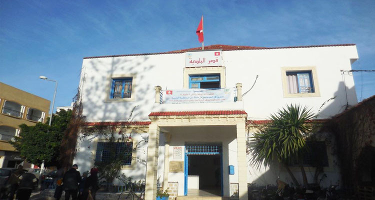 Tunisie: Deux policiers municipaux testés positifs au Coronavirus à Tabarka
