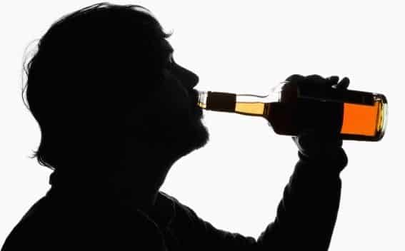 Tunisie-Gafsa: arrestation d’une femme pour vente de boissons alcoolisées artisanales