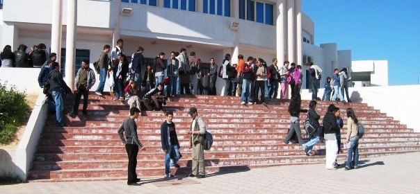Tunisie – Sousse : Le comité anti Covid appelle à la suspension des cours pendant 12 jours