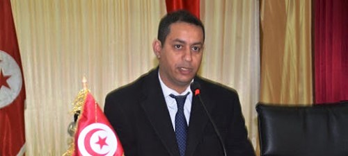 Tunisie – Kasserine : Les citoyens manifestent en soutien au gouverneur limogé