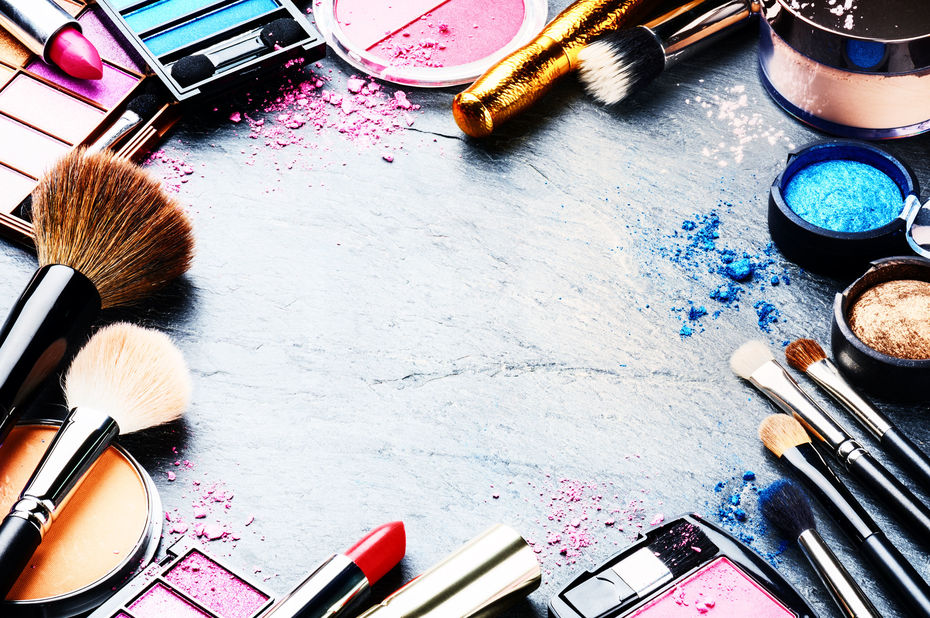 TN beauté : 5 types de maquillage que les hommes détestent !