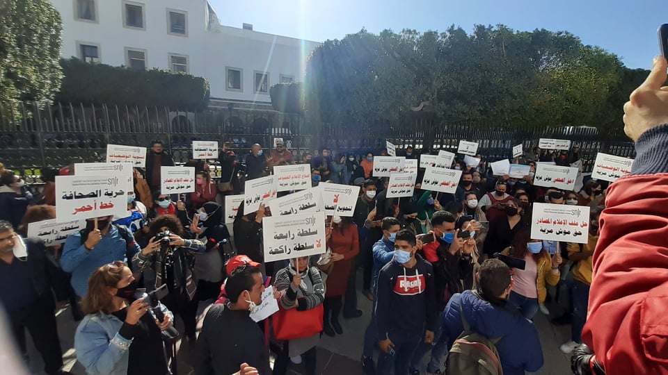 Tunisie : Les journalistes tunisiens protestent à la Kasbah !