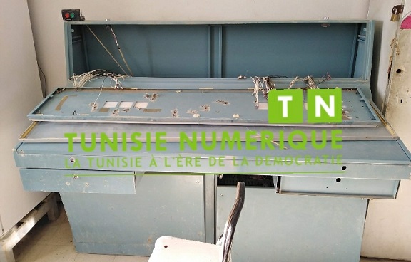 Tunisie [Photo]: Sabotage du tableau du poste de commande de la blanchisserie du phosphate a Redeyef