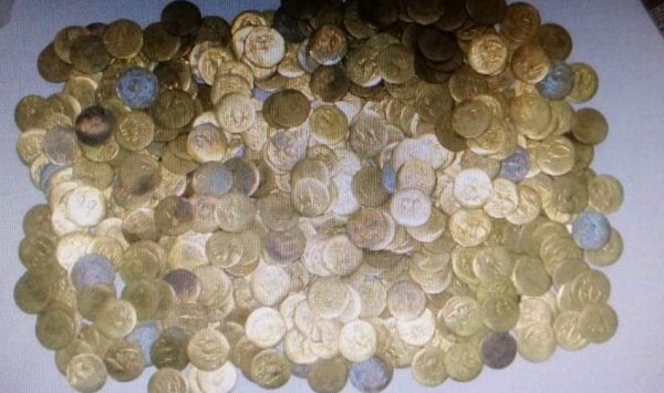 Tunisie: Saisie de pierres précieuses et pièces de monnaies antique à Sousse