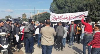 Tunisie [Photos]: Marche pacifique des habitants d’Enfidha pour demander des comptes aux responsables du décès d’une fille dans une bouche d’égout