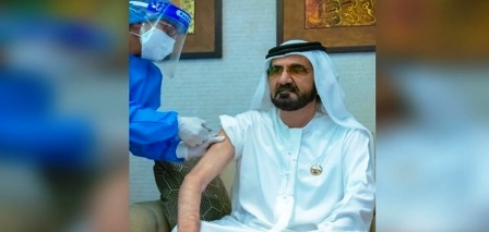 Le prince de Dubaï se fait vacciner contre la Covid