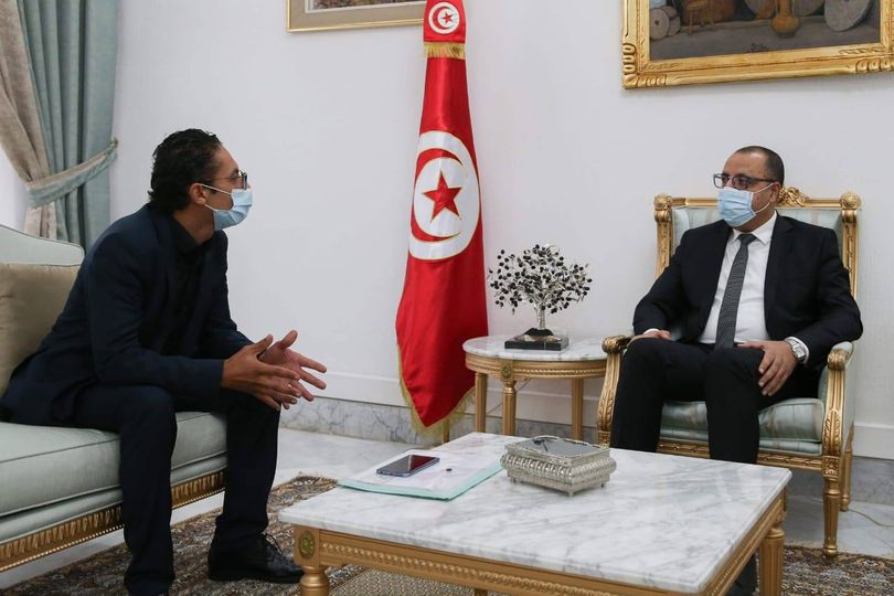 Tunisie: Mechichi affirme son soutien au personnel soignant