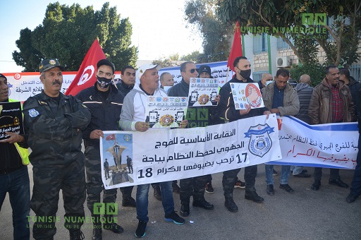 Tunisie: En images, rassemblement des syndicats de sécurité à Béja