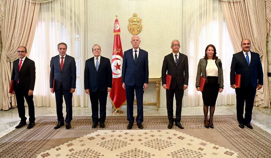 Tunisie : Le président de la République remet les lettres de créances à cinq nouveaux ambassadeurs
