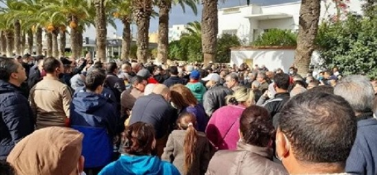 Tunisie – Les personnels de santé à Jendouba refusent les poursuites judiciaires contre leur directrice régionale