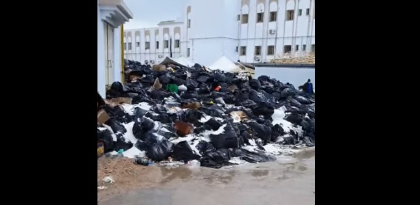 Tunisie – VIDEO : L’hôpital de Sfax croule sous les ordures : La faute à qui ?