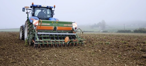 Tunisie – Les agriculteurs démarrent les semis sans les fertilisants