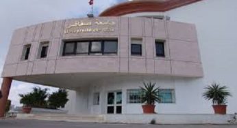 Tunisie [Vidéo]: L’Université de Sfax récompense les membres de son Conseil à l’occasion de la fin de leur mandat