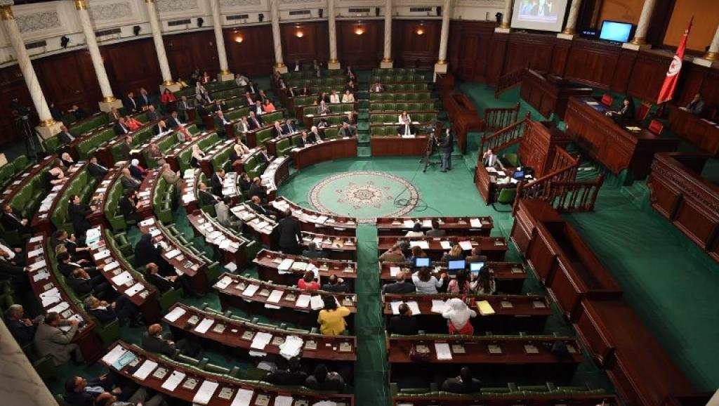 Séance plénière: Examen de la démission de ces 8 députés