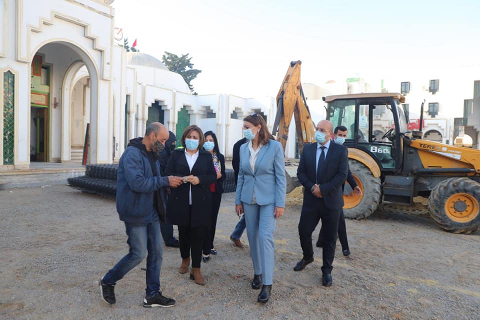 Photo du jour : Malgré la crise de la COVID, la Cheikha de Tunis consacre 915 mille dinars pour réaménager la fontaine de Bab Souika