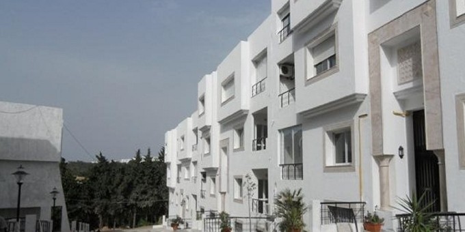 Tunisie : 441 familles à faible revenu reçoivent les clés de leurs logements à Bizerte