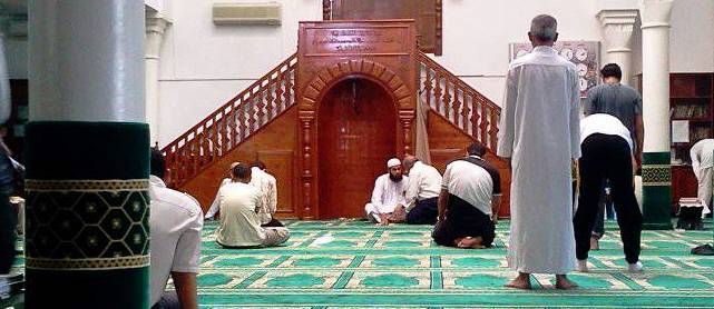 Tunisie – Suspension des prières dans les mosquées dans plusieurs localités de Kebili