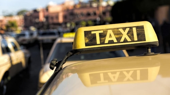Tunisie : Manifestation des chauffeurs de taxi