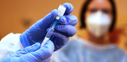 La Tunisie compte sur le FMI pour financer la vaccination contre la Covid