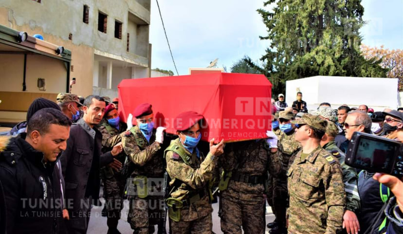 Tunisie-Kef : Les obsèques du martyr Mourad Feddaoui [Photos]