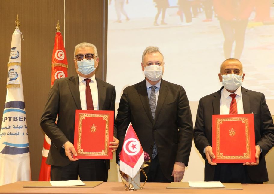Tunisie-Ministère de l’Education : Un accord avec les banques pour l’entretien et la maintenance des établissements scolaires