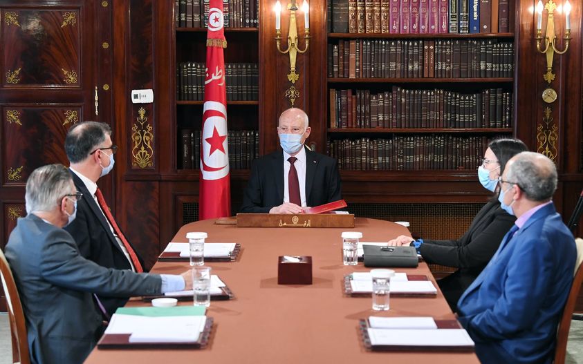 Tunisie: Kais Saied s’entretient avec des experts en droit au sujet de la Cour Constitutionnelle