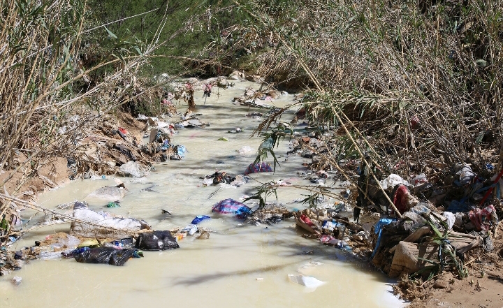 Scandale : Les tunisiens boivent des eaux usées