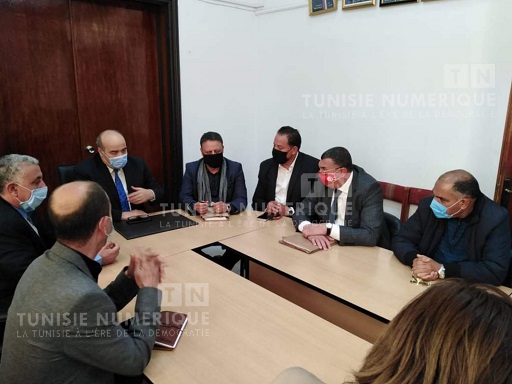 Tunisie: En images, visite d’une délégation de la Commission de Finances à la cimenterie au Kef