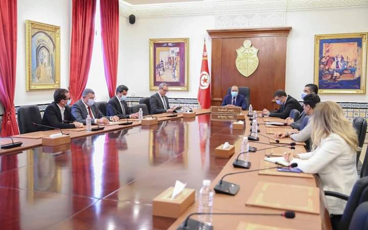 Tunisie: Mechichi donne le coup d’envoi pour élaborer un plan de relance économique