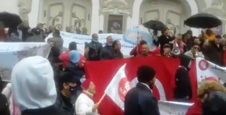 Tunisie – Les partisans de Kaïs Saïed exigent la dissolution de l’ARP