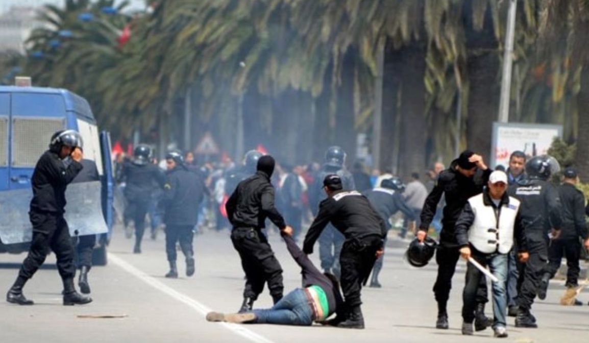 Éphéméride : 9 avril 2012, une manifestation de commémoration de la fête des martyrs violemment réprimée par la police