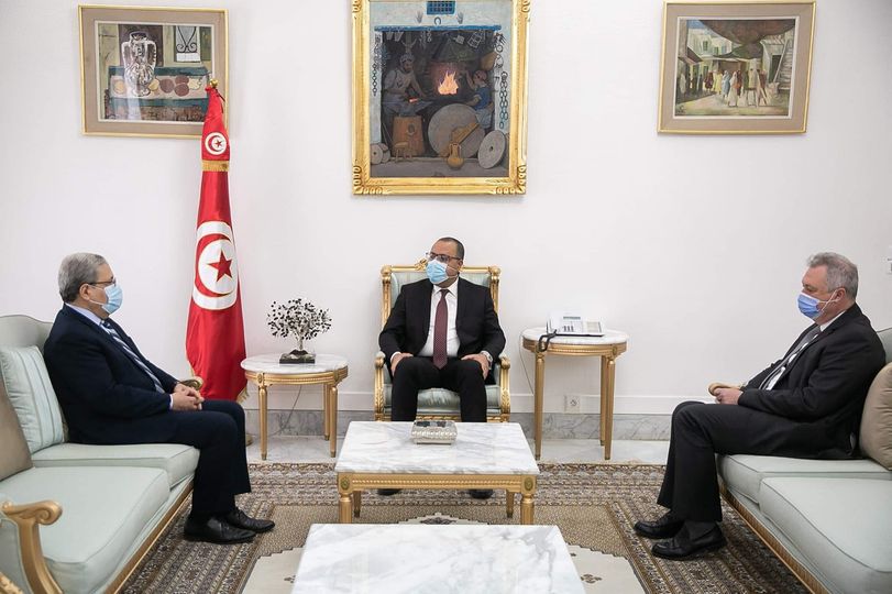 Tunisie: Le programme de réforme économique objet d’une réunion entre Hichem Mechichi, Ali Kooli et Othman Jerandi