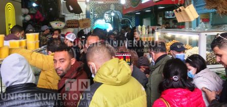 Tunisie – IMAGES : Aucun effort pour faire respecter le protocole sanitaire