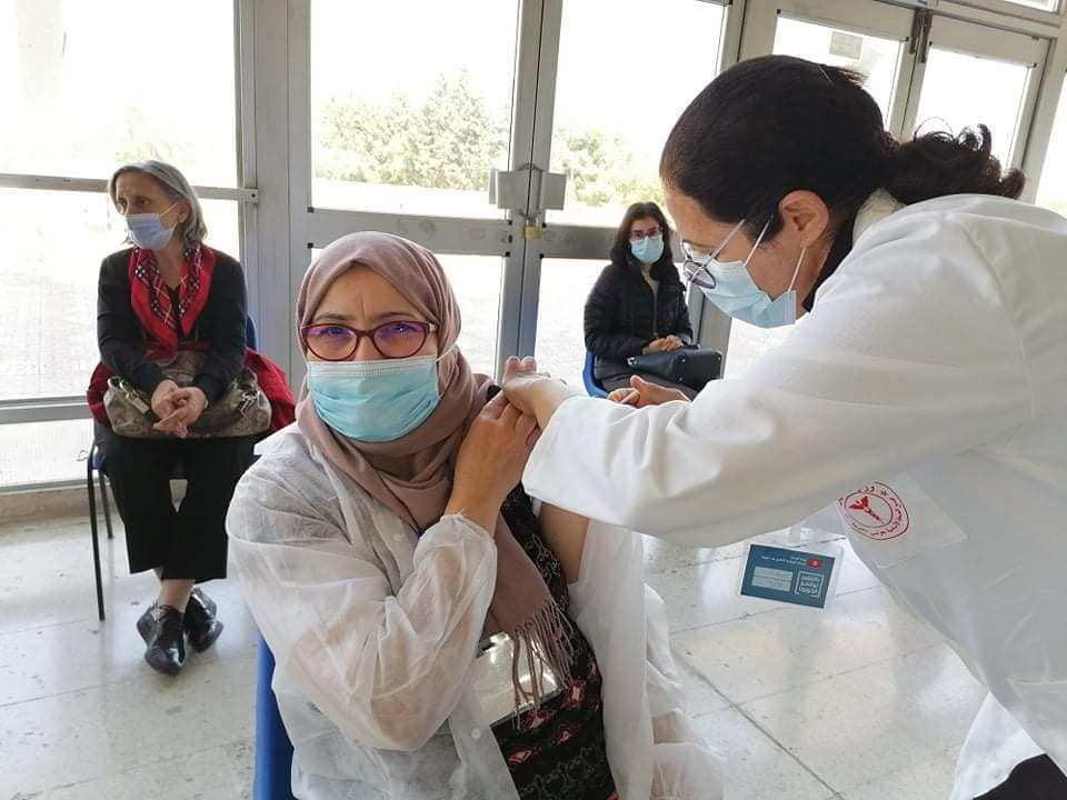 Tunisie: Démarrage de l’injection de la deuxième dose du vaccin anti-covid-19 au profit de ces catégories
