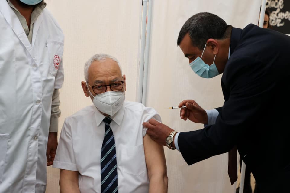Tunisie- Rached Ghannouchi se fait vacciner contre le Coronavirus [Photos]