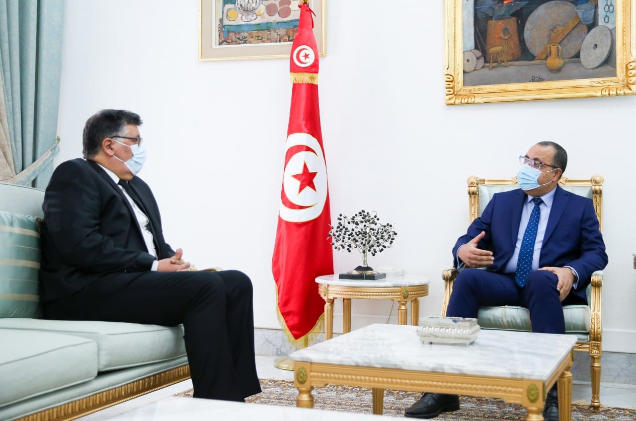 Tunisie: La préservation du pouvoir d’achat et le contrôle des prix objet d’une réunion entre Hichem Mechichi et Slim Saadallah